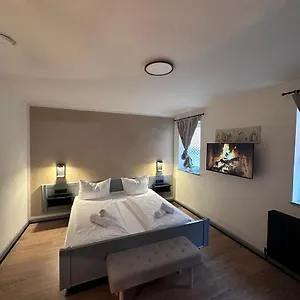 Lehmgefuehle Hotel