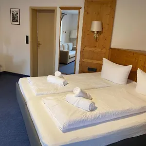 Fuerstenzimmer By Claycation Hotel